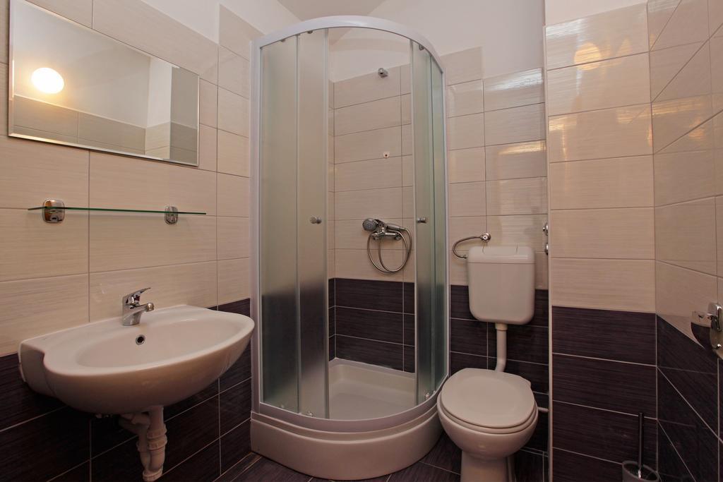 וולה לוקה Apartments Vala מראה חיצוני תמונה